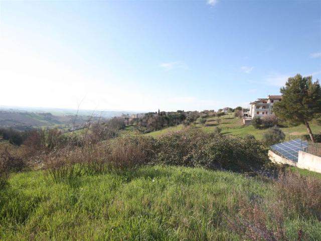Terreno in vendita a Marche, Ancona