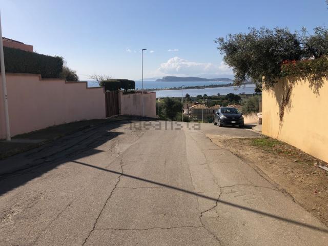 Terreno in vendita a Mràxini Arrùbiu/Margine Rosso, Quartu Sant'elena