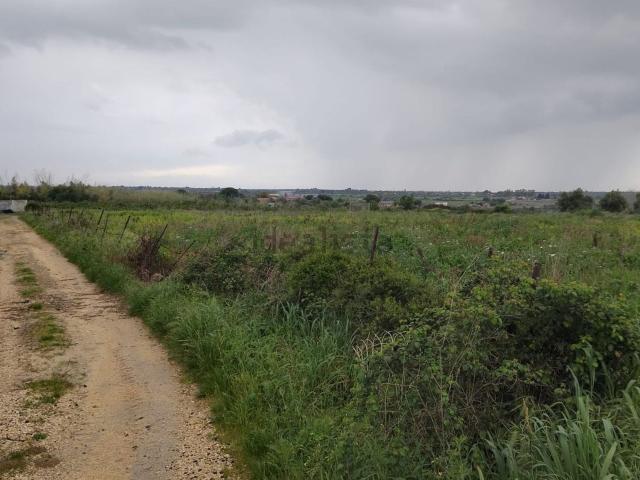 Terreno in vendita a Melilli, Sicilia