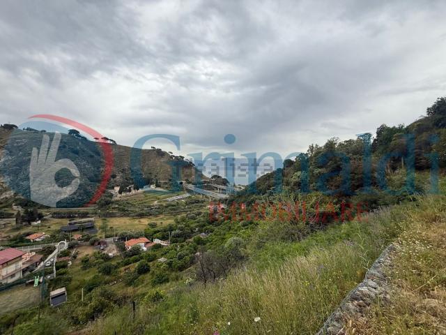 Terreno in vendita a Briga Marina, Messina