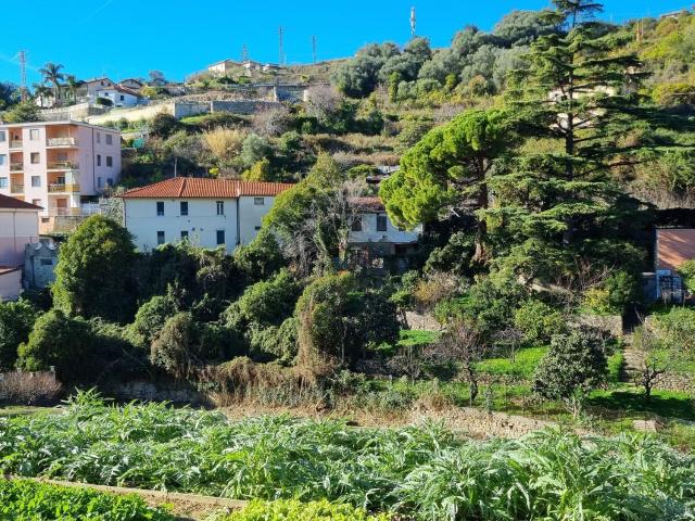 Terreno in vendita a Poggio di Sanremo, San Remo