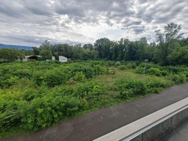 Terreno in vendita a Gorizia, Friuli-Venezia Giulia