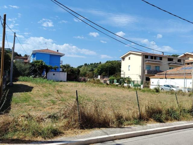 Terreno in vendita a Zanni, Pescara