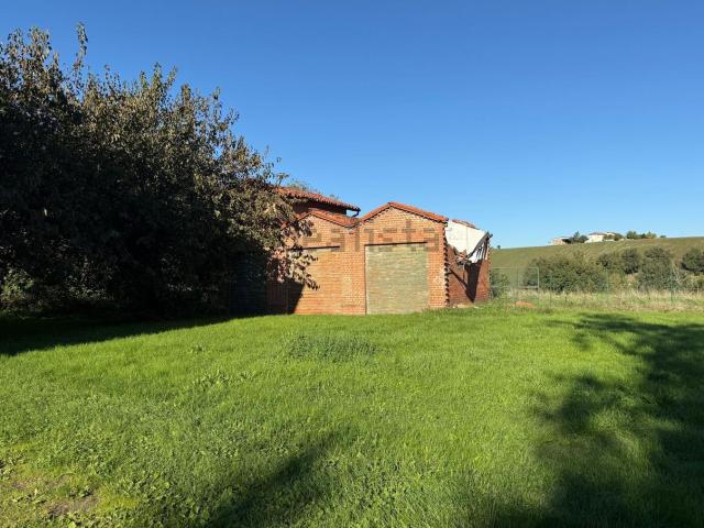 Terreno in vendita a Medesano