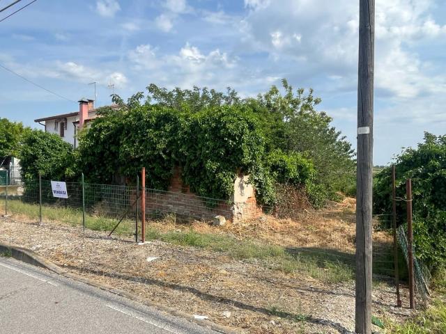 Terreno in vendita a Agna, Veneto