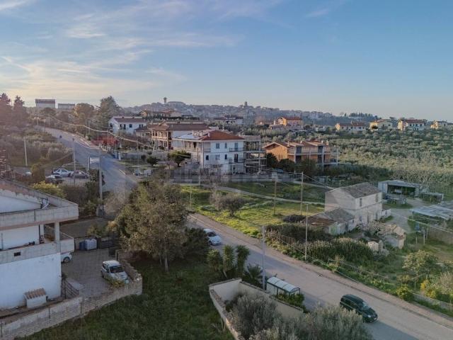 Terreno in vendita a Monteodorisio, Abruzzo