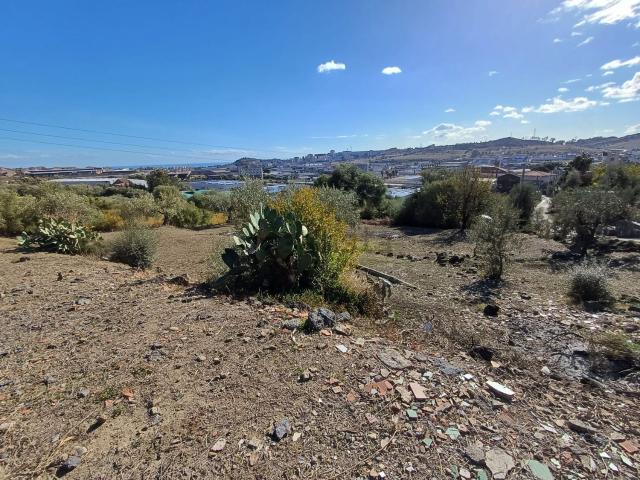 Terreno in vendita a Misterbianco, Sicilia