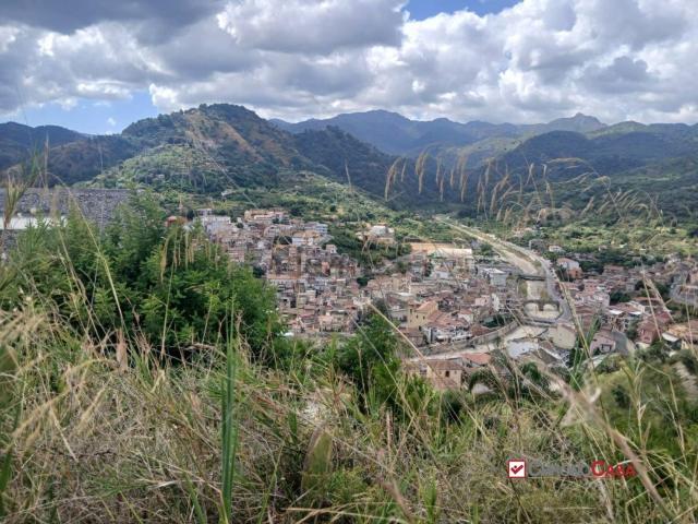 Terreno in vendita a Pace Del Mela, Sicilia