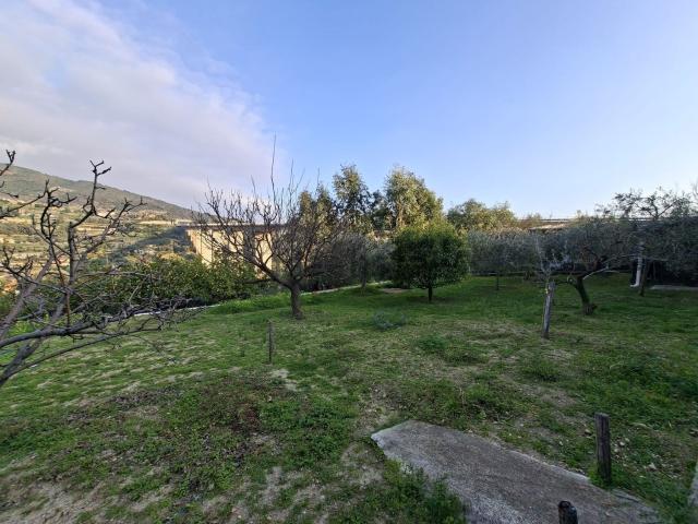 Terreno in vendita a Bordighera, Liguria