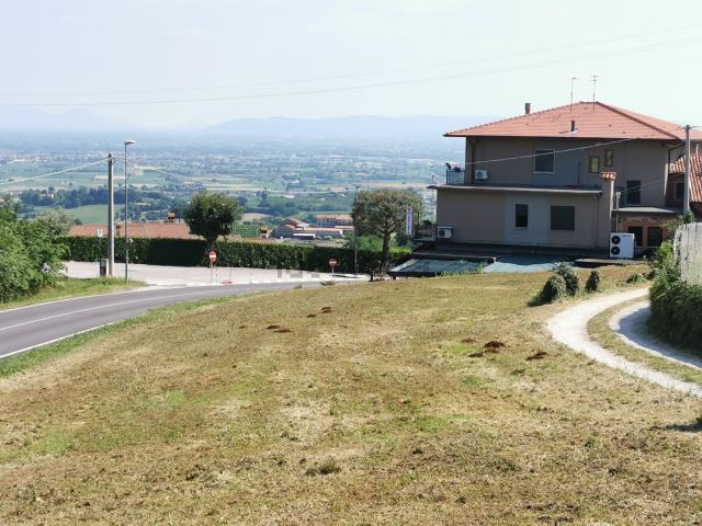 Terreno in vendita a Fara Vicentino, Veneto