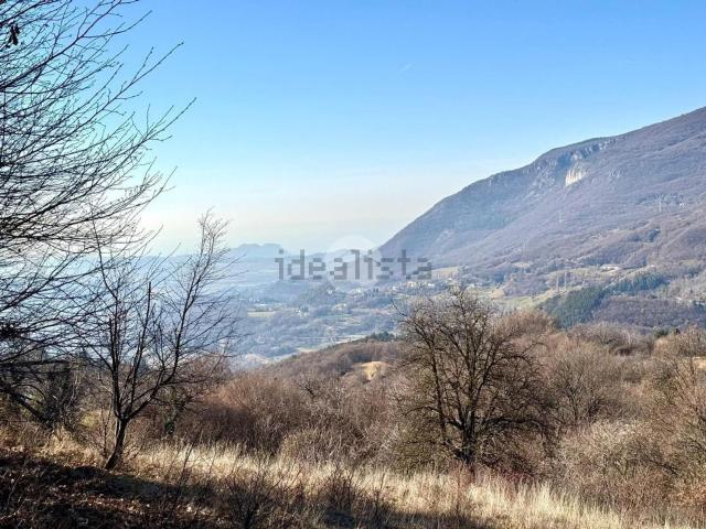 Terreno in vendita a Caprino Veronese, Veneto