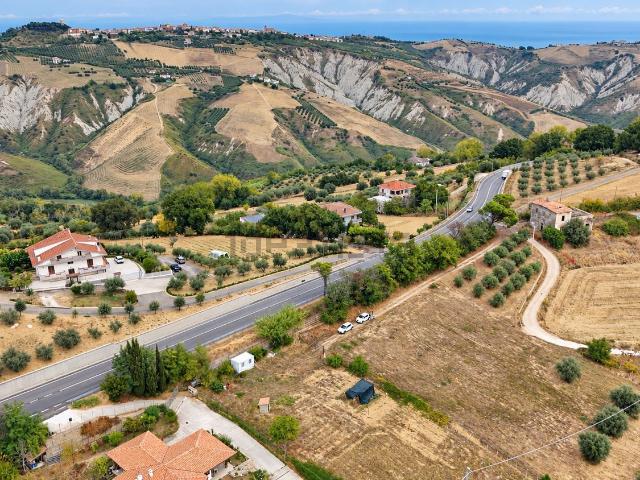 Terreno in vendita a Cavalieri, Atri