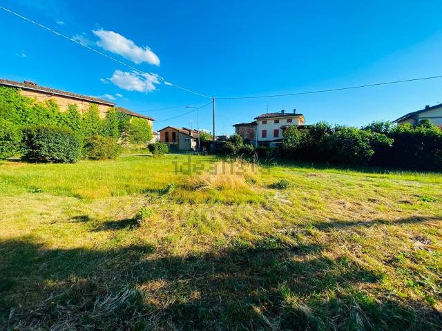 Terreno in vendita a Tresinaro - Secchia, Re