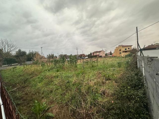 Terreno in vendita a Dogana, Luni