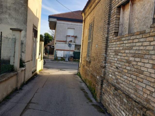 Terreno in vendita a Rancitelli, Pescara