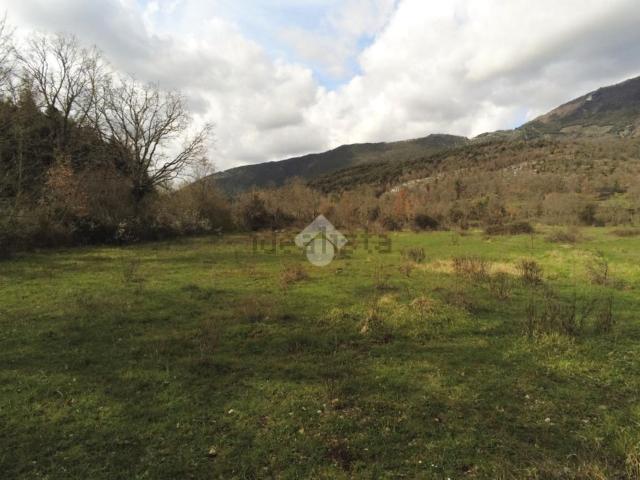 Terreno in vendita a Colle San Magno, Lazio