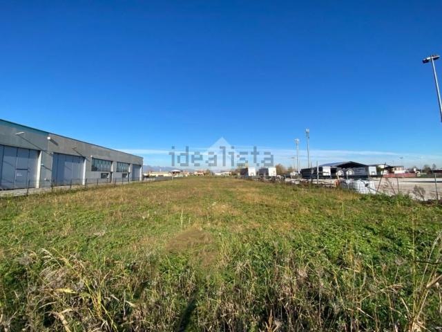 Terreno in vendita a Villa Del Conte, Veneto