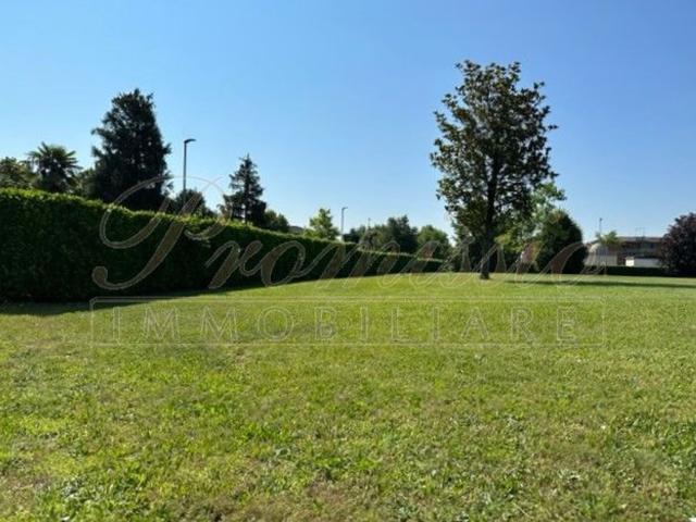 Terreno in vendita a Corno Di Rosazzo, Friuli-Venezia Giulia