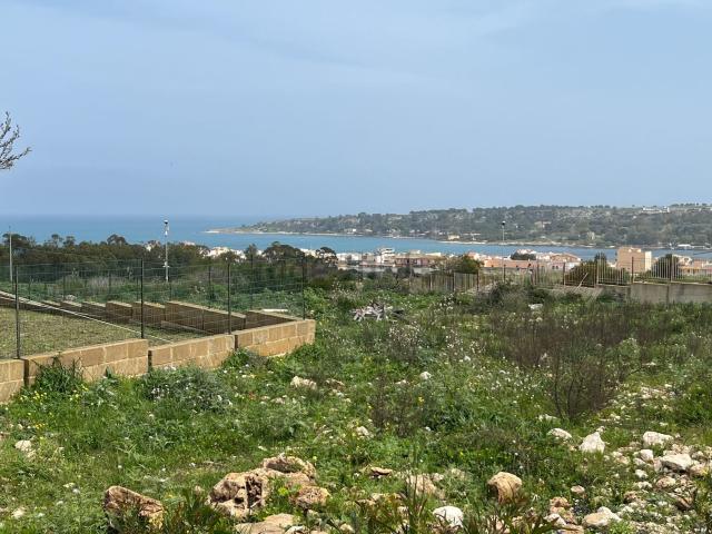 Terreno in vendita a Augusta, Sicilia