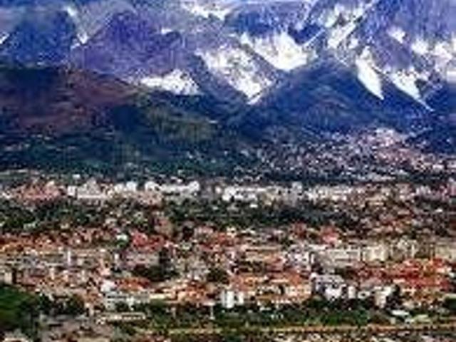 Terreno in vendita a Battilana, Carrara
