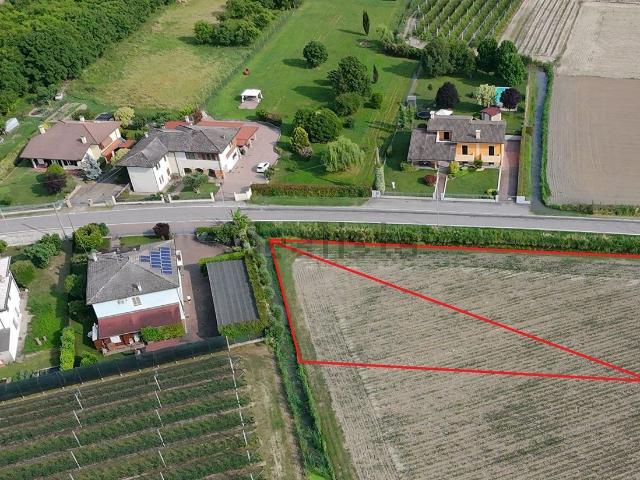 Terreno in vendita a Canove, Legnago