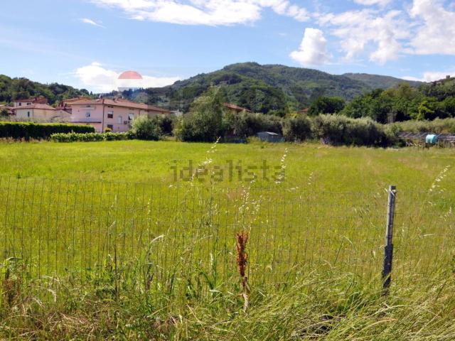 Terreno in vendita a Uzzano E Castello, Toscana