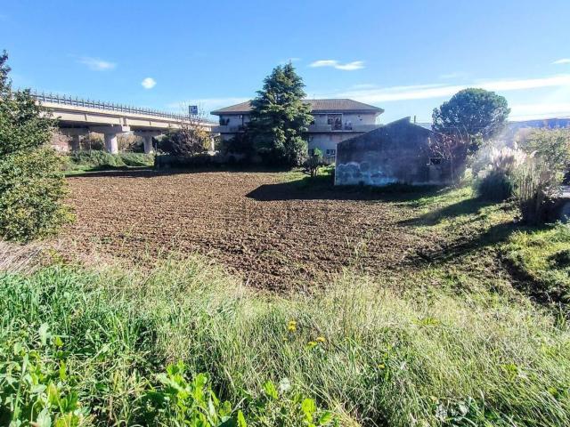 Terreno in vendita a Villa Raspa, Spoltore