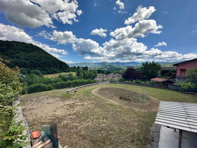 Terreno in vendita a Compiano, Reggio Emilia