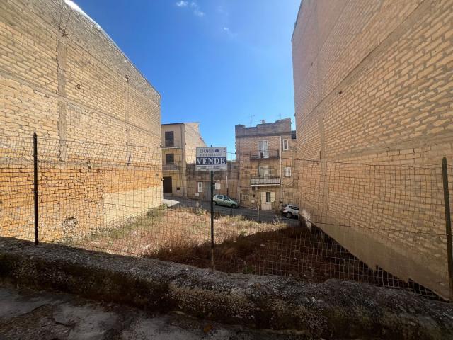 Terreno in vendita a Palma Di Montechiaro, Sicilia