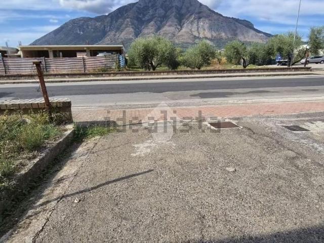 Terreno in vendita a Montesarchio, Benevento