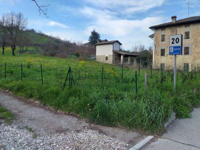 Terreno in vendita a Le Piane, Traversetolo