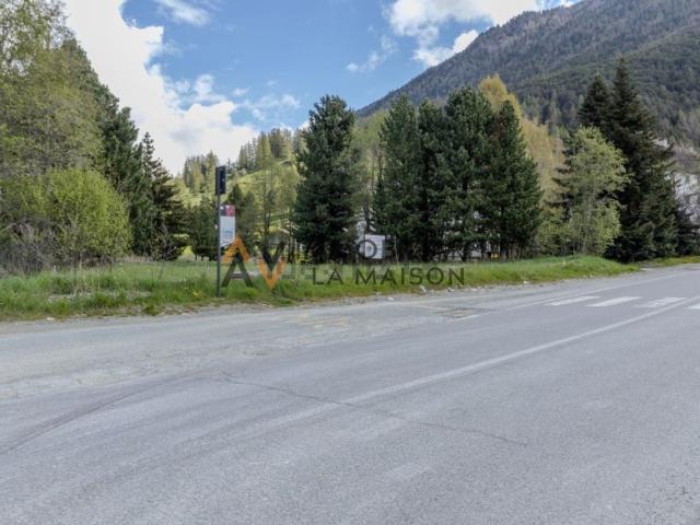 Terreno in vendita a Ayas, Aosta