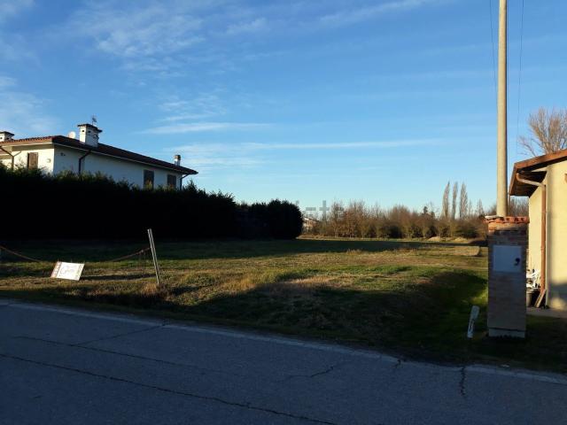 Terreno in vendita a Unione Alto Ferrarese, Cento