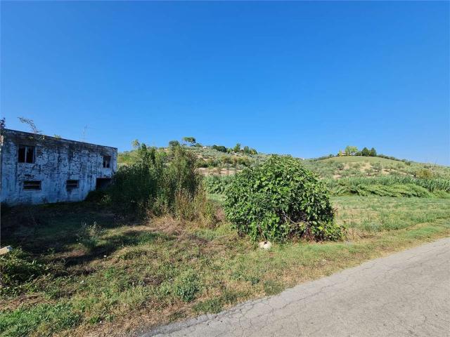 Terreno in vendita a Zona Industriale Pianella, Pianella