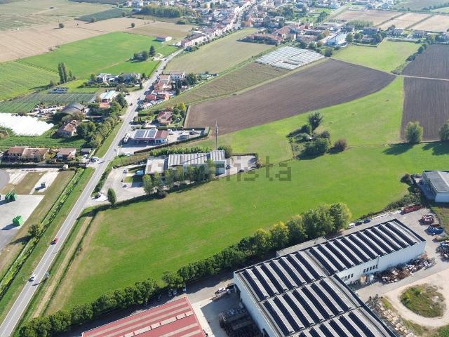Terreno in vendita a Zevio, Veneto
