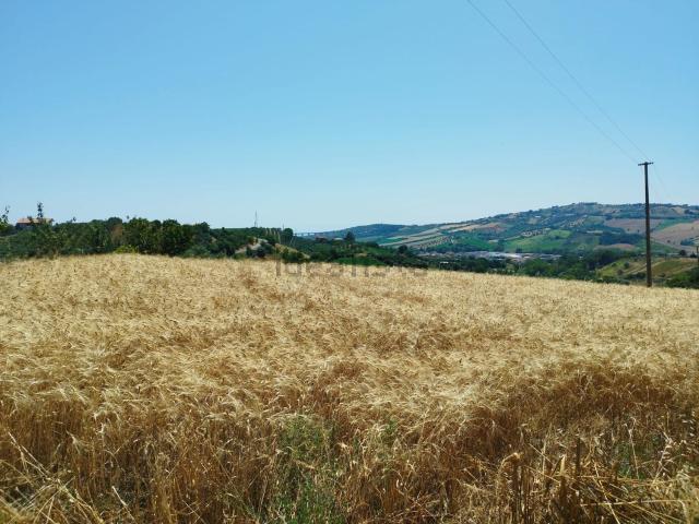 Terreno in vendita a Unione dei Comuni della Val Vibrata, Tortoreto