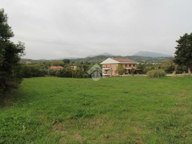 Terreno in vendita a Castelnuovo, Campli