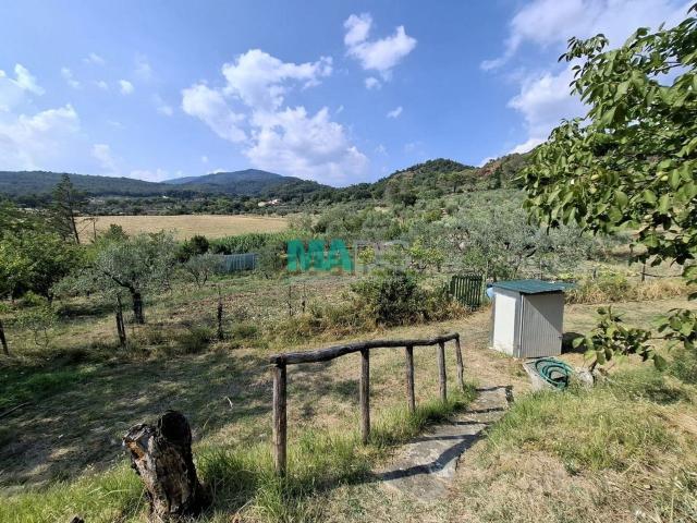 Terreno in vendita a Cerreto, Prato