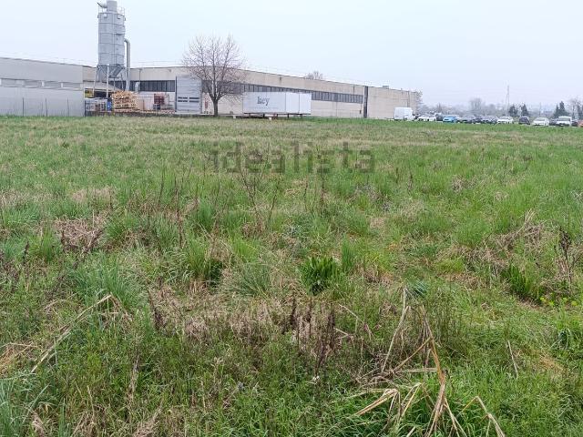 Terreno in vendita a Montecchio Precalcino, Veneto