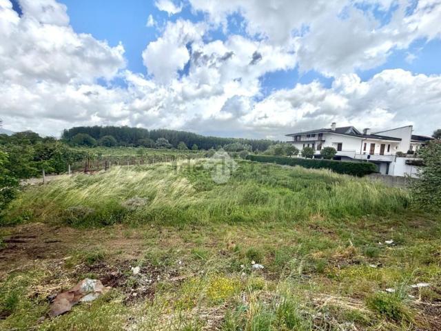 Terreno in vendita a Cervinara, Campania