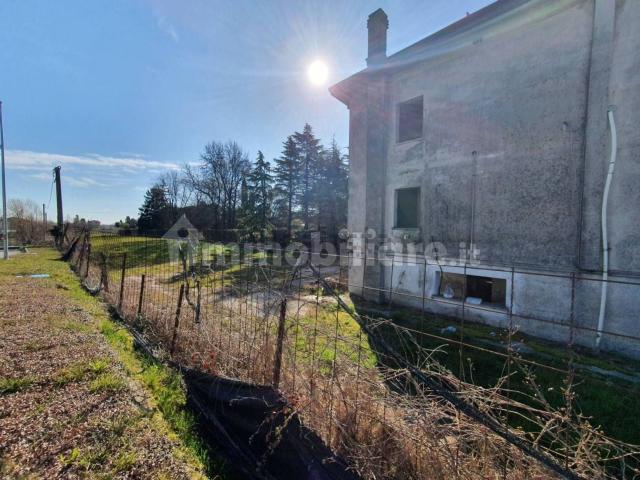 Terreno in vendita a Mansuè, Veneto