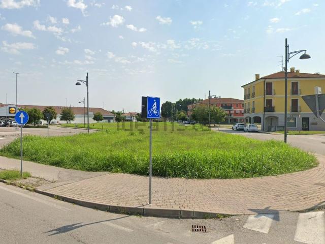 Terreno in vendita a Montagnana, Veneto