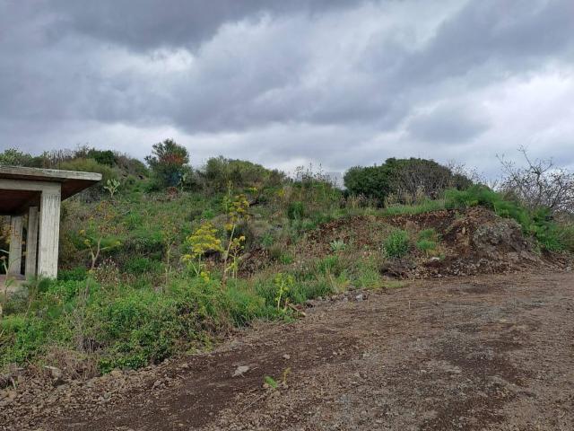 Terreno in vendita a Ragalna, Sicilia