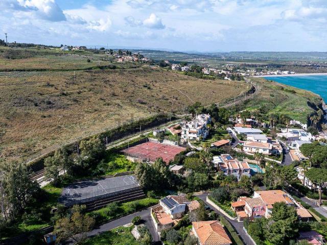 Terreno in vendita a Augusta, Sicilia