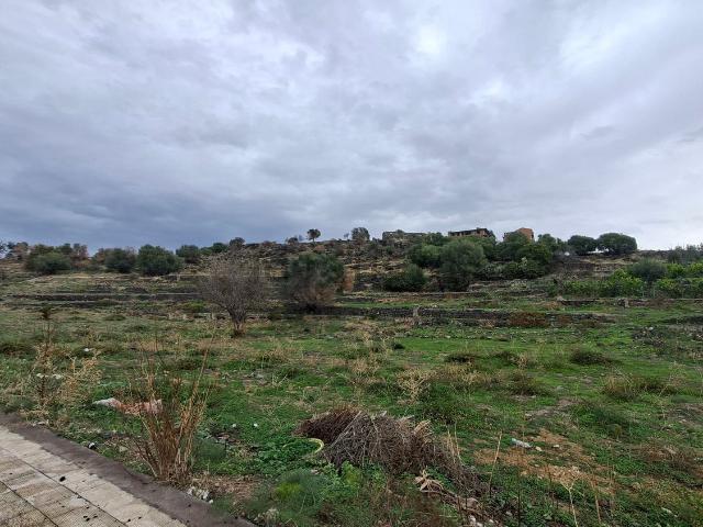 Terreno in vendita a Paternò, Sicilia