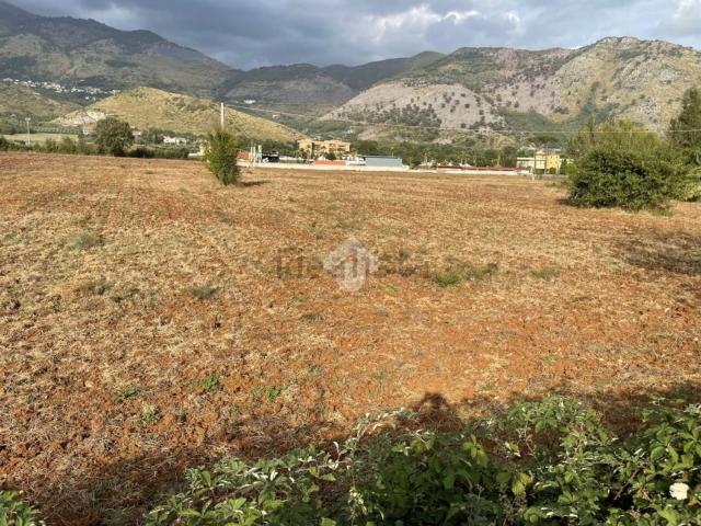 Terreno in vendita a Piedimonte San Germano, Lazio