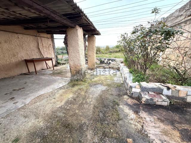 Terreno in vendita a Floridia, Siracusa