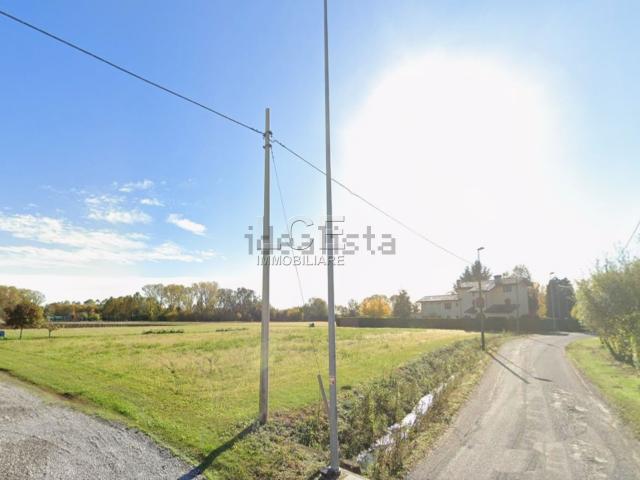 Terreno in vendita a Cordenons, Friuli-Venezia Giulia