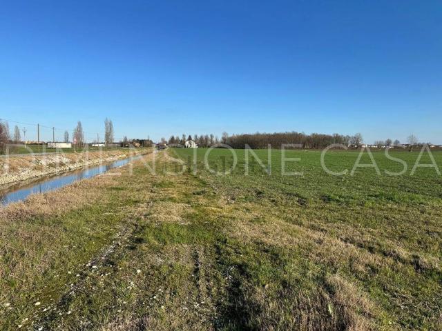 Terreno in vendita a Unione Comuni Modenesi Area Nord, Mirandola