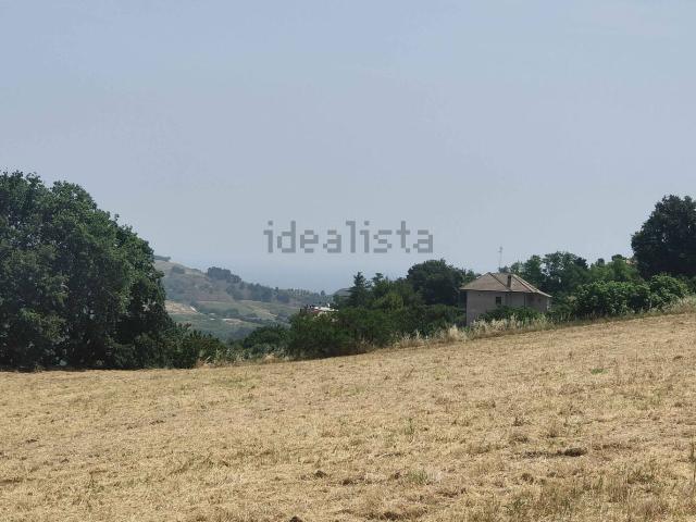 Terreno in vendita a Colle in Su, Marche
